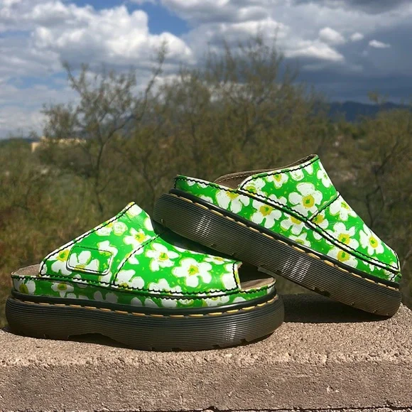 🏴󠁧󠁢󠁥󠁮󠁧󠁿 Vintage MIE Dr. Martens Green Daisy Platform Slides Sandals UK 5